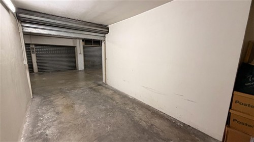 Centrale Appartamento di 3 Vani & Acc. Ristrutturato, Terrazza a Livello. Box.